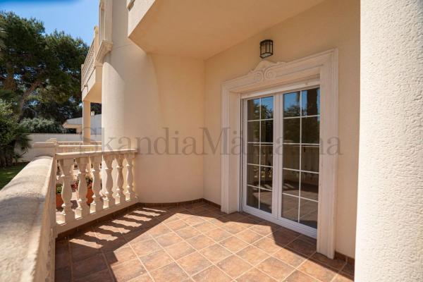 Casa independiente en calle Baliza