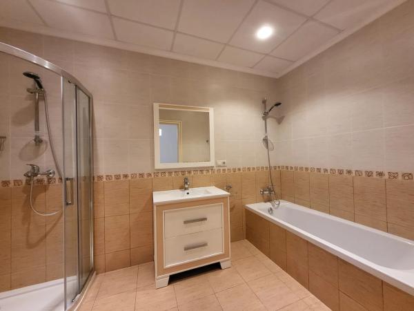 Casa independiente en calle de la Ensenada