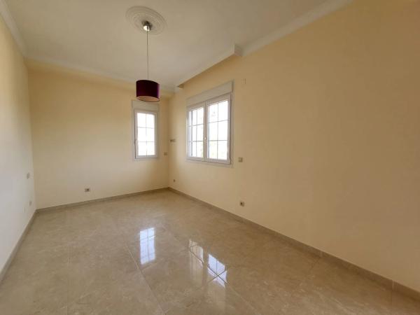 Casa independiente en calle de la Ensenada