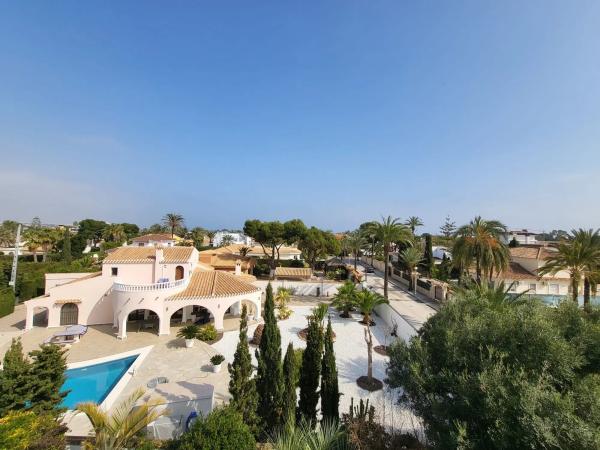 Casa independiente en calle de la Ensenada