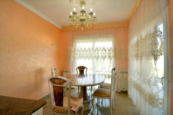 Casa independiente en avenida del Cabo