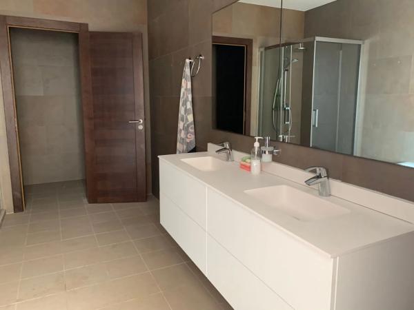 Casa independiente en Av. Del Cabo, 82