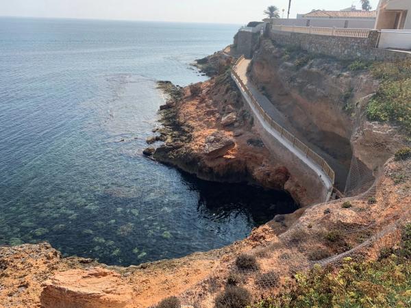 Casa independiente en Av. Del Cabo, 82