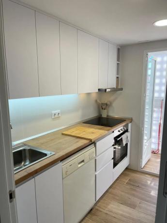 Piso en avenida Miguel de Cervantes, 9