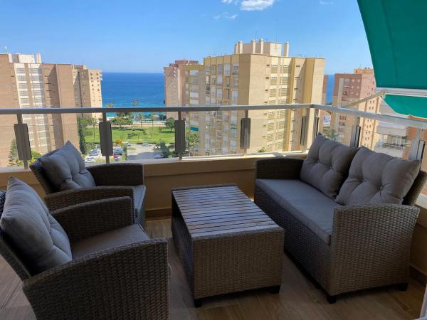 Piso en avenida Miguel de Cervantes, 9