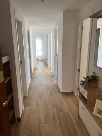 Piso en avenida Miguel de Cervantes, 9