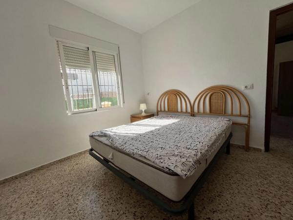 Chalet pareado en calle Salvador Rueda Cmor