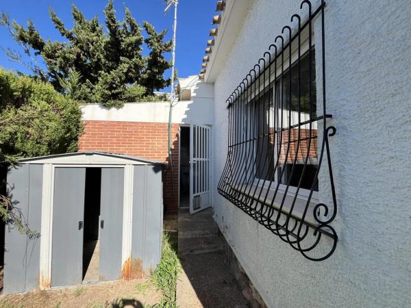 Chalet pareado en calle Salvador Rueda Cmor