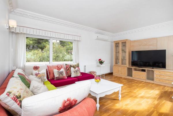 Chalet en calle Rube Darío Cmor