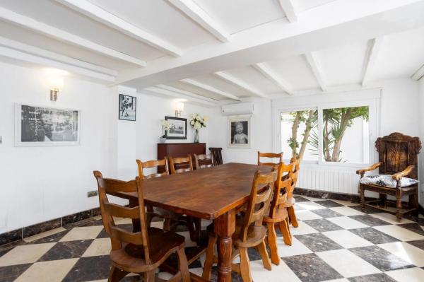 Chalet en calle Rube Darío Cmor