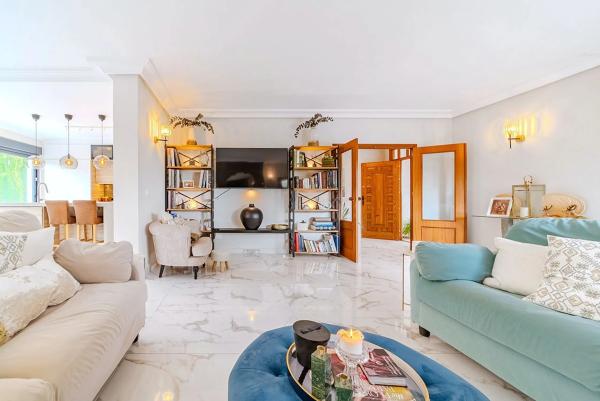 Casa independiente en calle Jacinto Verdaguer