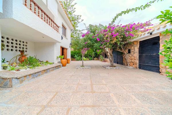 Casa independiente en calle Jacinto Verdaguer