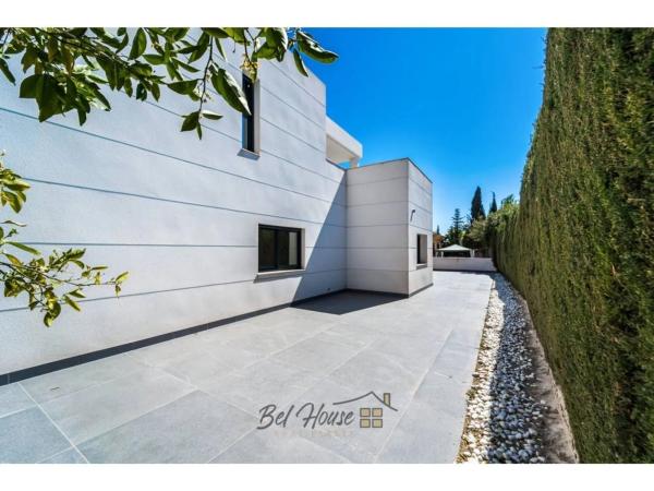 Casa independiente en calle José Zorrilla, 15