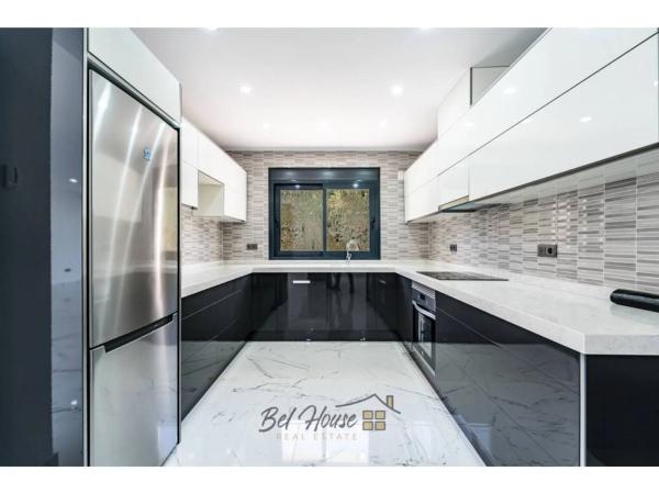 Casa independiente en calle José Zorrilla, 15