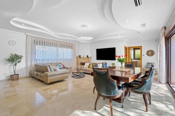 Casa independiente en calle de Jorge Manrique, 12