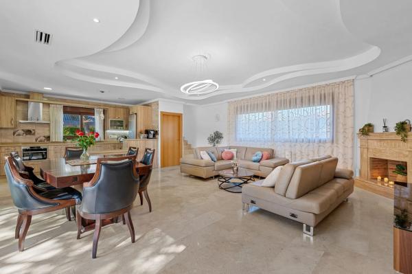 Casa independiente en calle de Jorge Manrique, 12