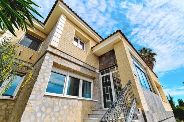 Casa independiente en calle Juan Ramón Jiménez, 35