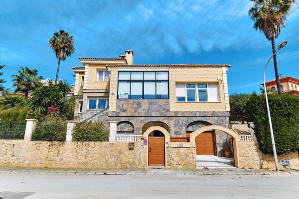 Casa independiente en calle Juan Ramón Jiménez, 35