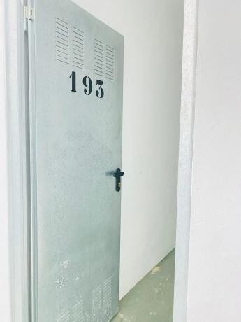 Piso en calle Rube Darío Cmor