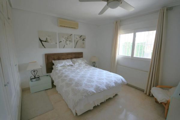 Casa independiente en calle de las Amapolas, 21