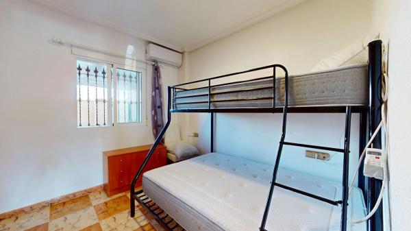 Chalet pareado en calle Diamante, 45