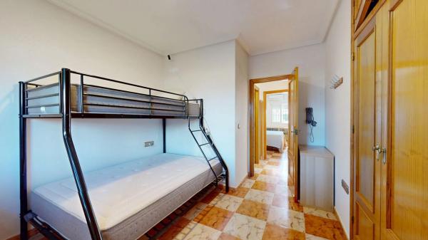 Chalet pareado en calle Diamante, 45