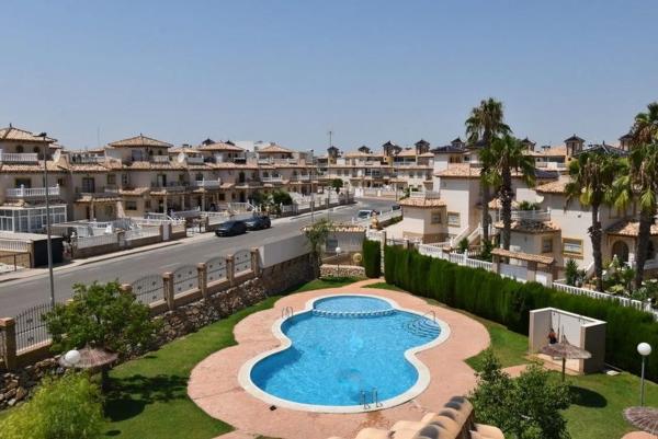 Chalet en Barrio La Regia