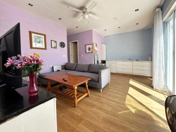 Casa independiente en calle Isla Cabrera, 2 -24