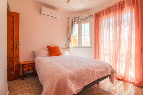 Chalet en Barrio La Regia