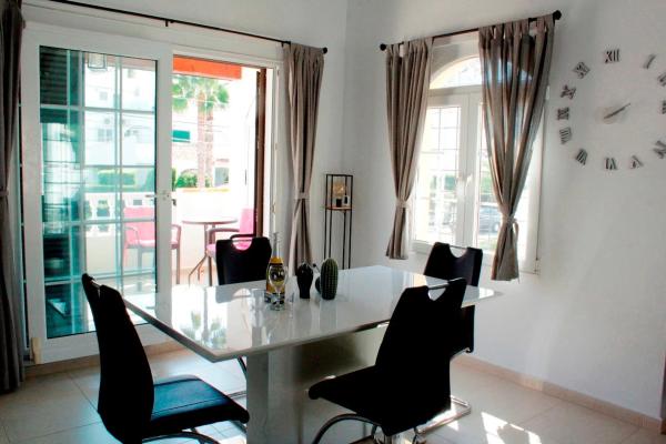 Chalet en calle Lapislázuli