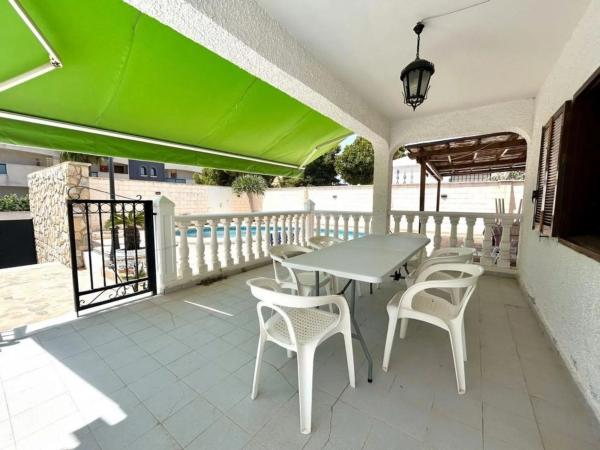 Chalet en Barrio La Zenia