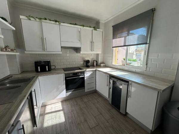 Casa independiente en calle Hita