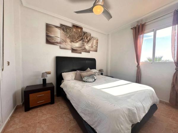 Casa independiente en calle Hita