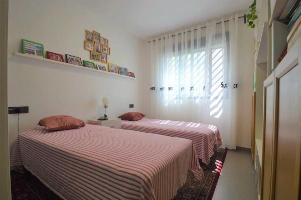 Piso en calle Granate, 3