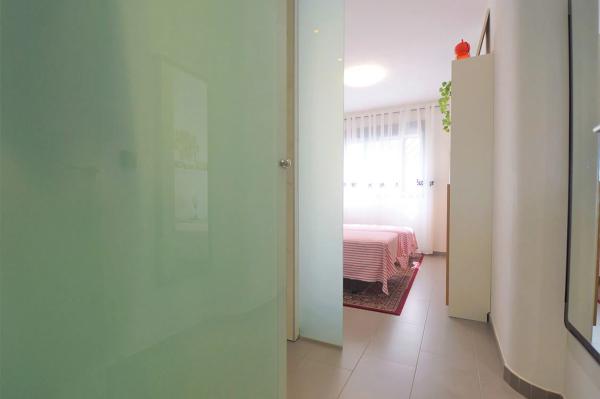 Piso en calle Granate, 3