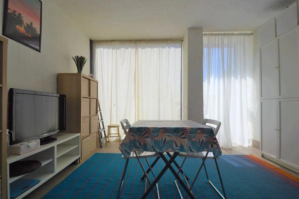 Piso en calle Granate, 3