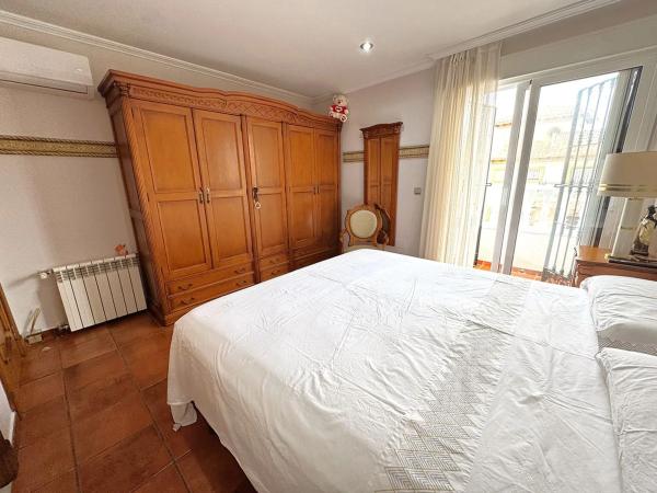 Chalet adosado en calle Salzillo, 12