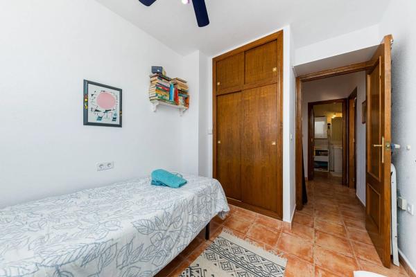Chalet adosado en CL Almudena-zenia II, 11