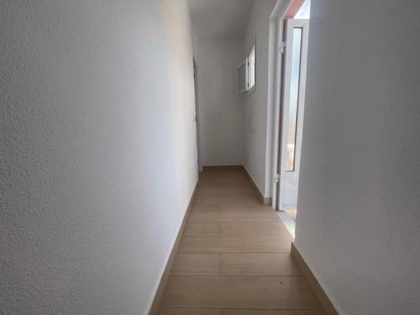 Casa independiente en calle Granate