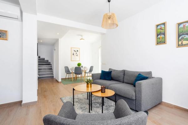 Chalet en calle Violetas, 24 -136