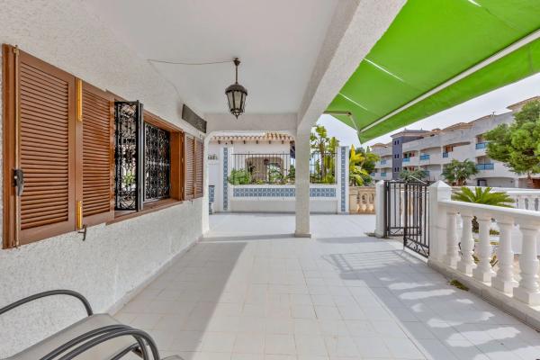 Casa independiente en calle Elcano Zen, 3