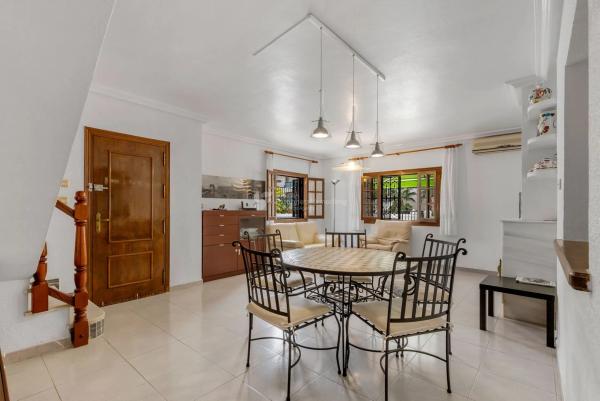 Casa independiente en calle Elcano Zen, 3