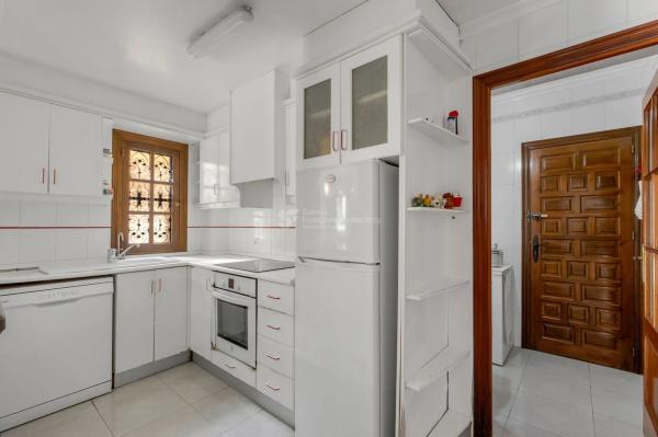 Casa independiente en calle Elcano Zen, 3