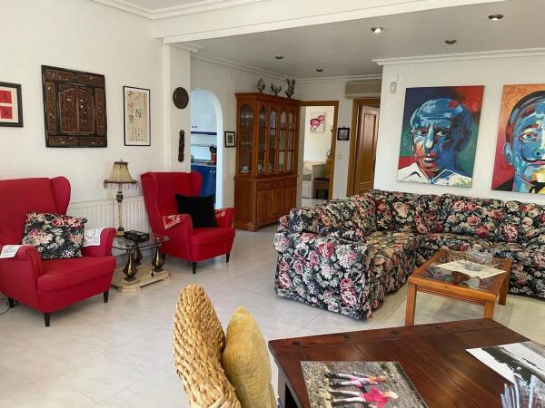 Chalet en Barrio La Zenia