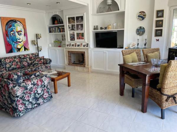 Chalet en Barrio La Zenia