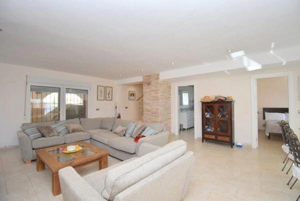Chalet en Barrio La Zenia