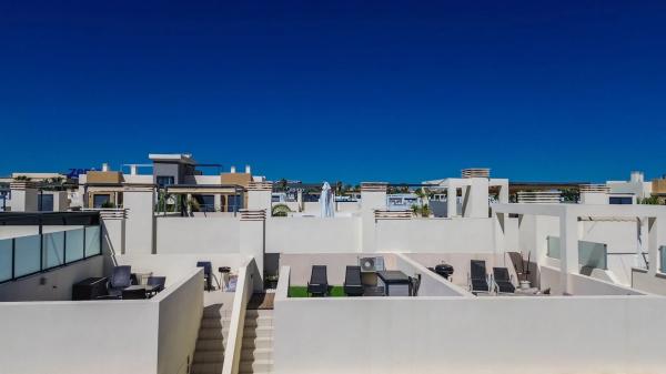 Chalet adosado en calle Turquesa