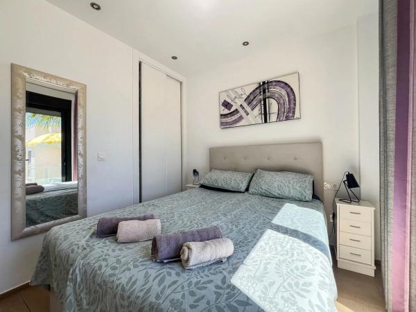 Chalet adosado en calle Turquesa