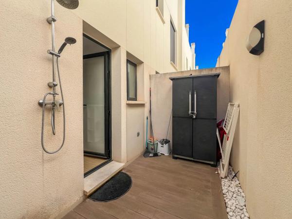 Chalet adosado en calle Turquesa