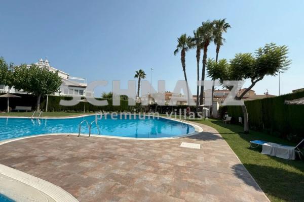 Piso en Barrio La Zenia